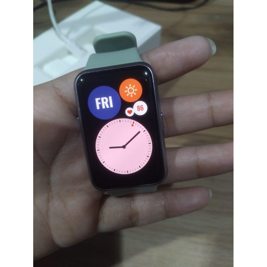 Huawei Watch Fit 1.64 Inch Amoled Display Second - Second bekas