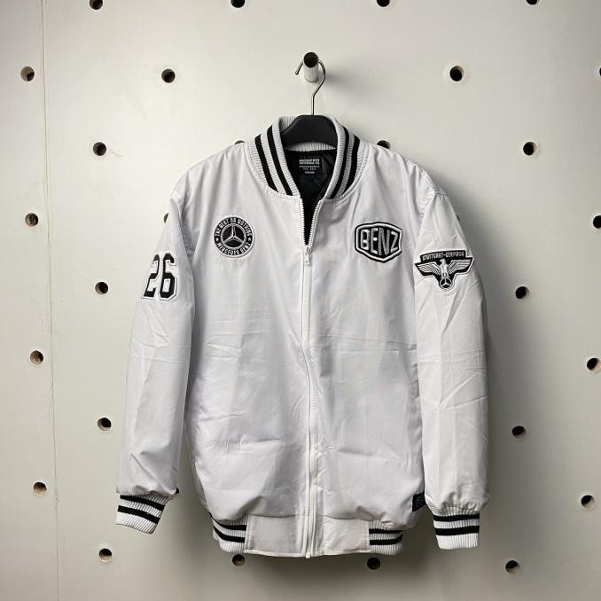 JACKET BASEBALL MERCEDES-BENZ STOK TERBATAS