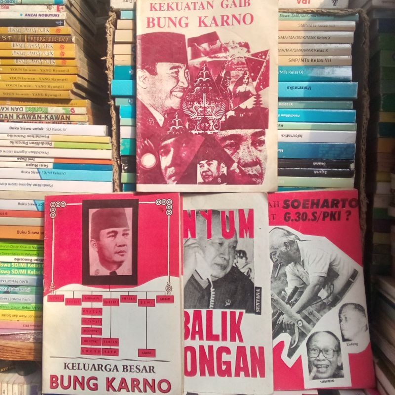 Benarkah Soeharto Terlibat G.30.S/PKI?, Senyum dibalik bohongan, Keluarga Besar Bung Karno, Kekuatan