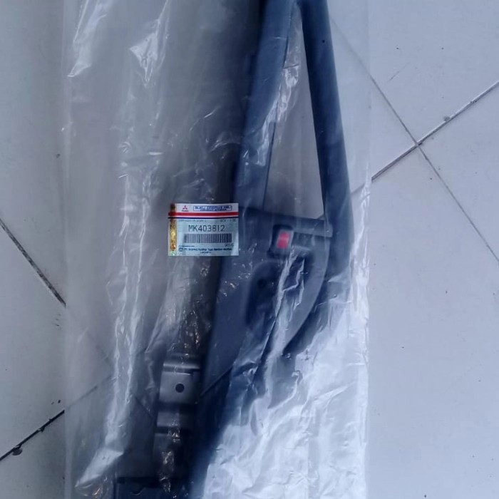 Dompet.Stnk Doortrim / Doorlock Mitsubishi Canter Genuine Bagian Atas