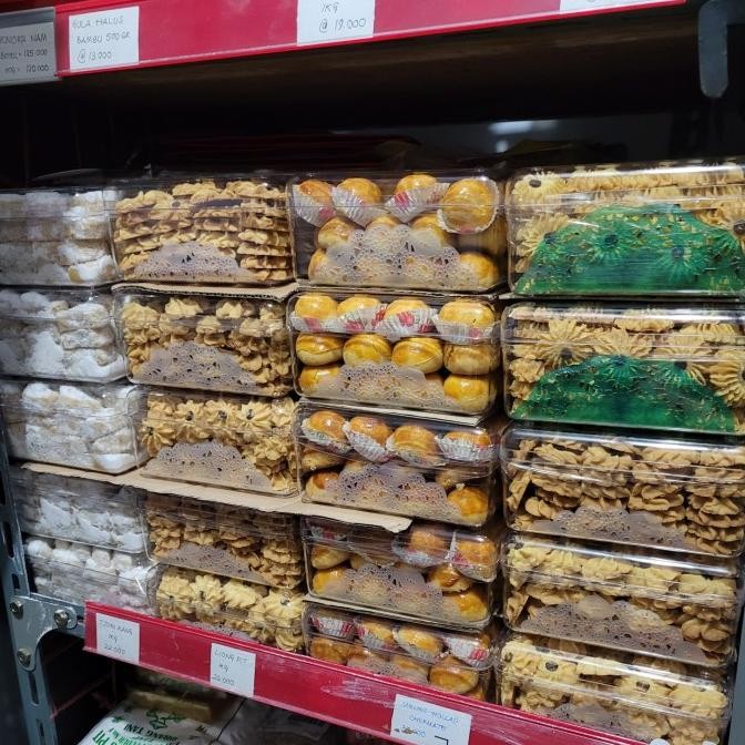 

Paket Kue Kering Lebaran Isi 3 Toples Original Dan Terlaris