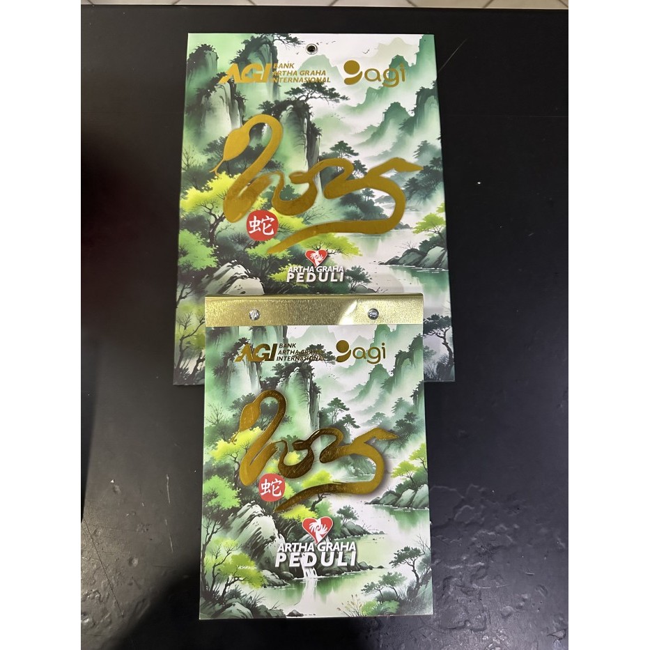 

Kalender Dinding Harian BANK BCA Exclusive Mewah Model Sobek / Robek