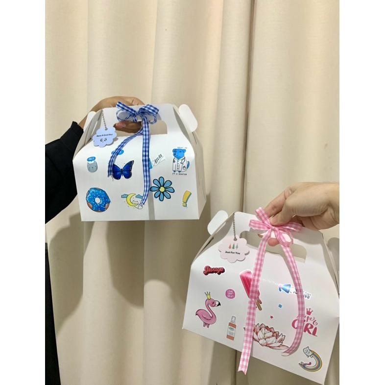 

CR - Gift Box Graduation/Birthday (MOHON BACA DESKRIPSI) TERLARIS
