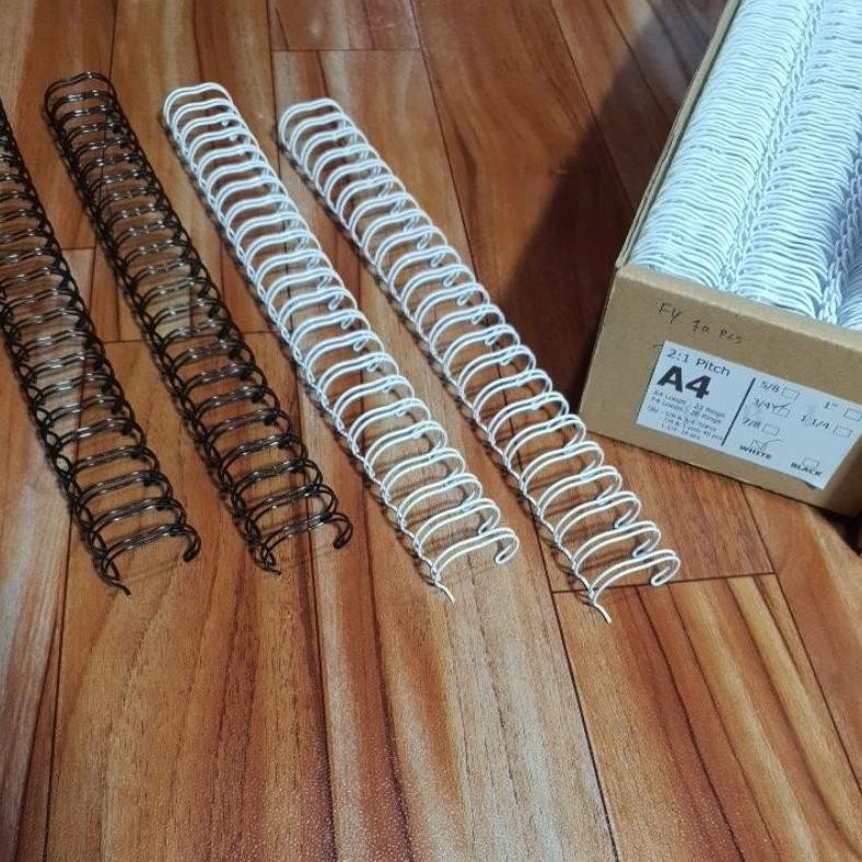 

ZOE WAT / RING KAWAT JILID (NO.12) 3/4 F4 ATAU A4 WIRE 2:1 26 ATAU 23 LOOPS ISI 50PCS PER BOX