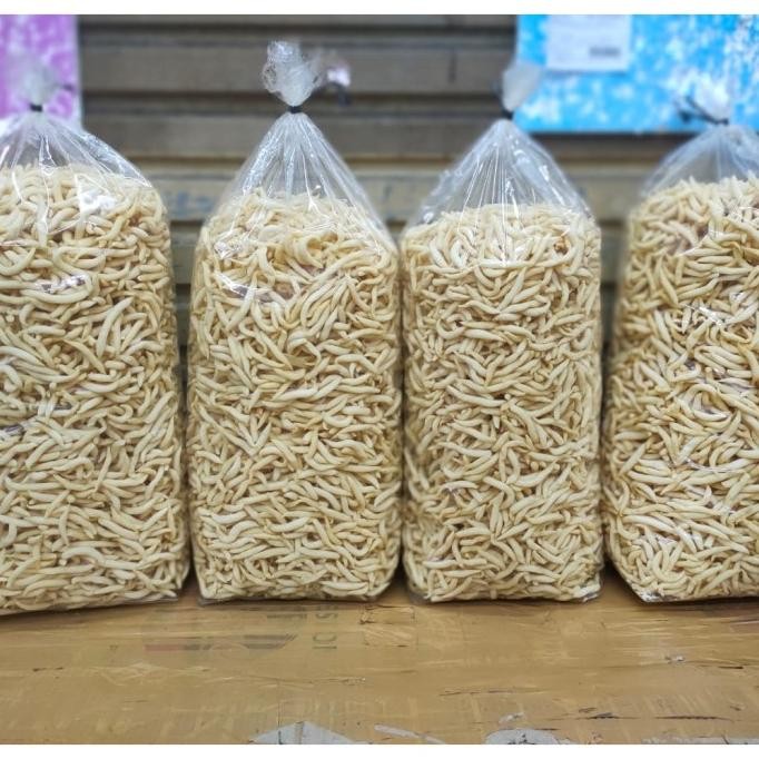 

stav telur gabus keju 1,5 kg / gabus telor / snack kiloan / calan enak