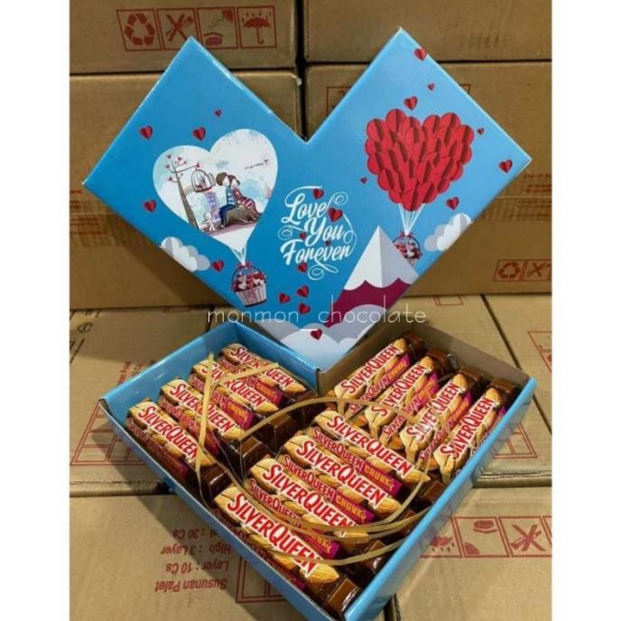 

Hampers Coklat SilverQueen Love Chunky isi 12 - FREE Kartu Ucapan (tulis dicatatan) AS85