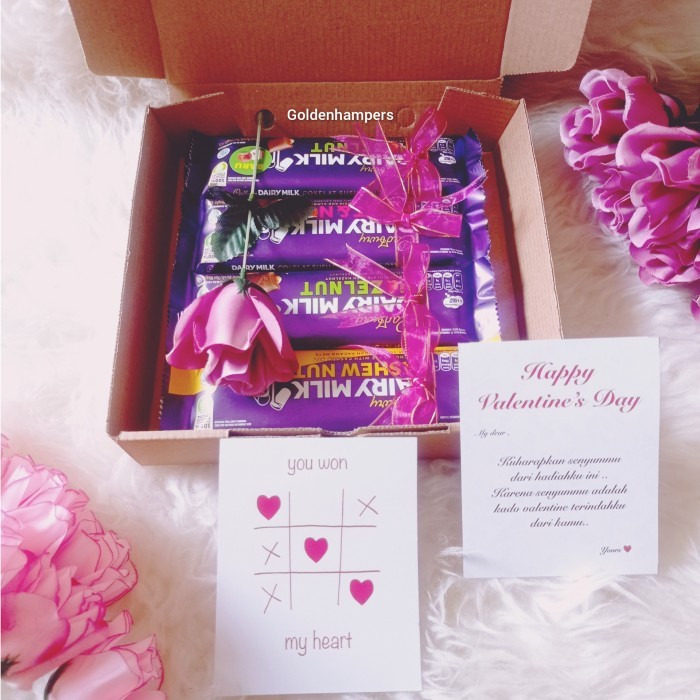 

KADO COKLAT VALENTINE DAY / HAMPERS COKLAT MURAH / KADO COKLAT CADBURY