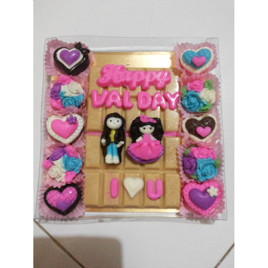 

COKLAT VALENTINE PAKET COPLE UNIK DAN LUCU