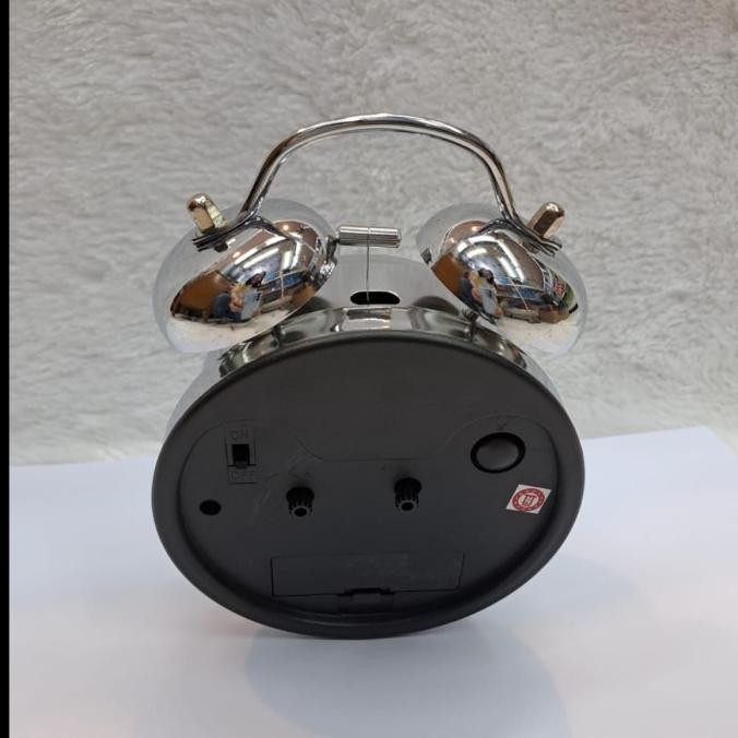 

Jam Beker Bunyi Dering Kencang Alarm Bulat Glow in the dark 01 P19A