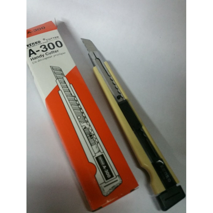 

best seller] PISAU CUTTER KECIL A-300 KENKO ORIGINAL