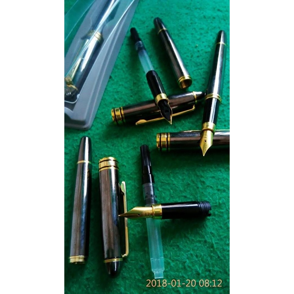 

Fountain Pen Iridium Germany Metalic.Nib Gold.Pen Tinta Isi Mata keciL 774 Original