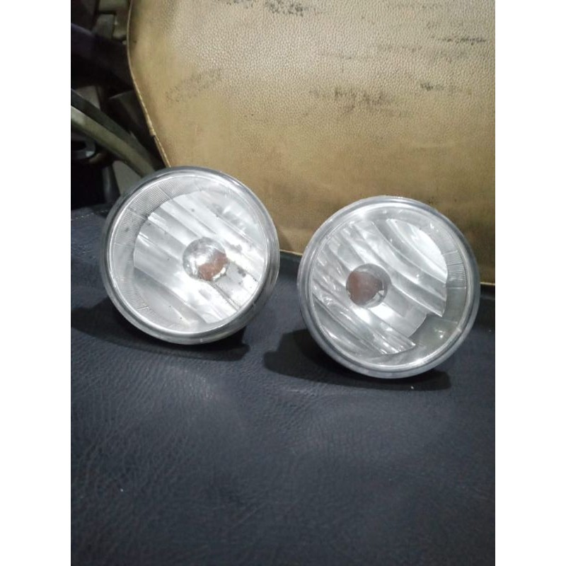 voglam lampu kabut mobil Avanza Veloz 2013