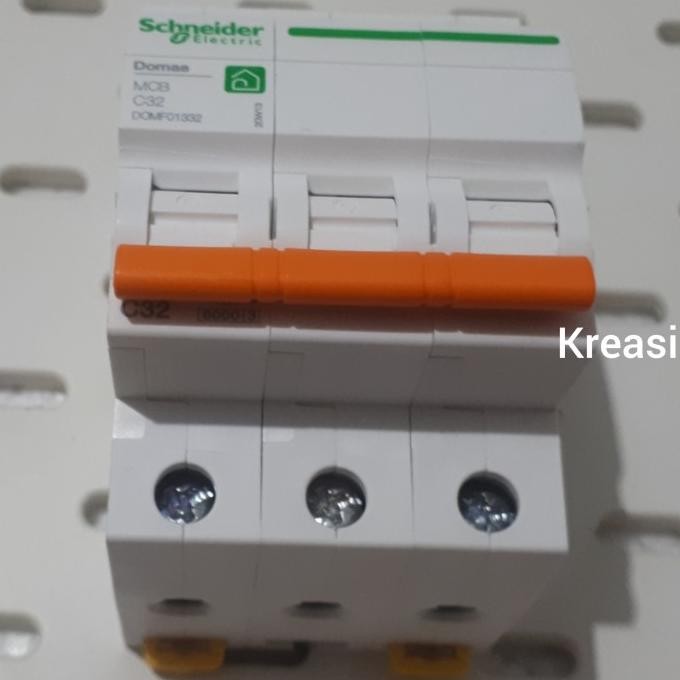 Tersedia | Mcb 3 Phase C32 32 Ampere Domae Domf01332 Schneider Merlin Gerin