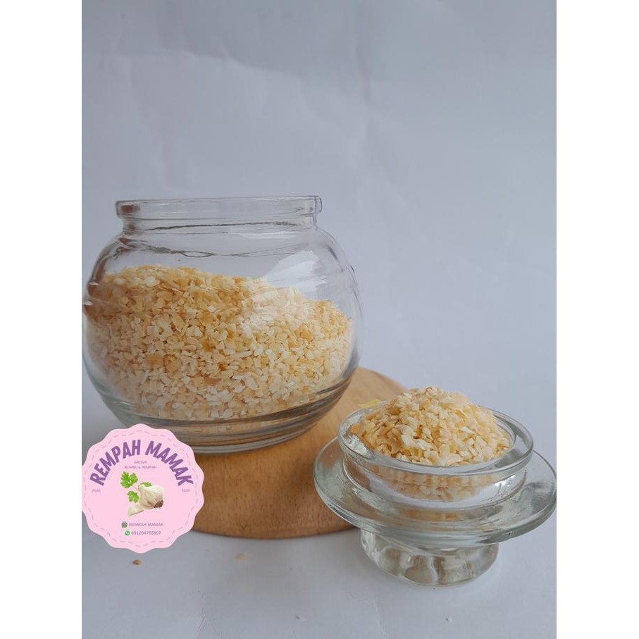 

Onion Minced Dry 500 Gram/ Onion Flake/Bawang Bombay Cacah