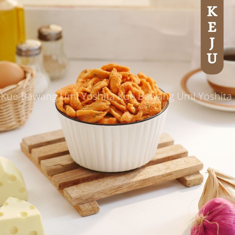 

Kue Bawang U Yoshita Kemasan Toples Besar Berat Bersih 500 gr Keju Pedas Daun Jeruk Kripik Kerupuk