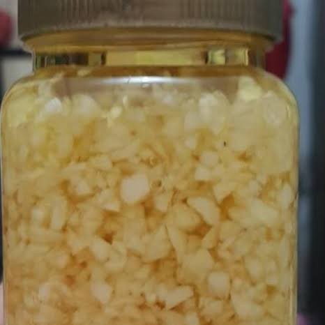 

bawang bombai dalam minyak/baceman bawang bombai/minced onion oil