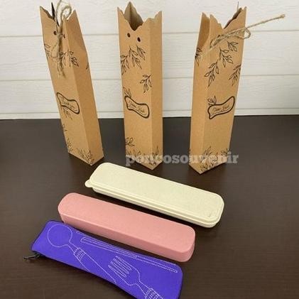 

TR21 50 Pcs + Tali Box Rustic/ Kraft 25,5 x 6 Cm Kemasan Sendok Set Box Termurah