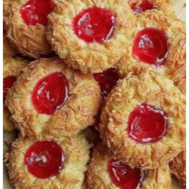 

KUE THRUMBPRINT CHEESE STRAWBERRY COOKIES ENAK