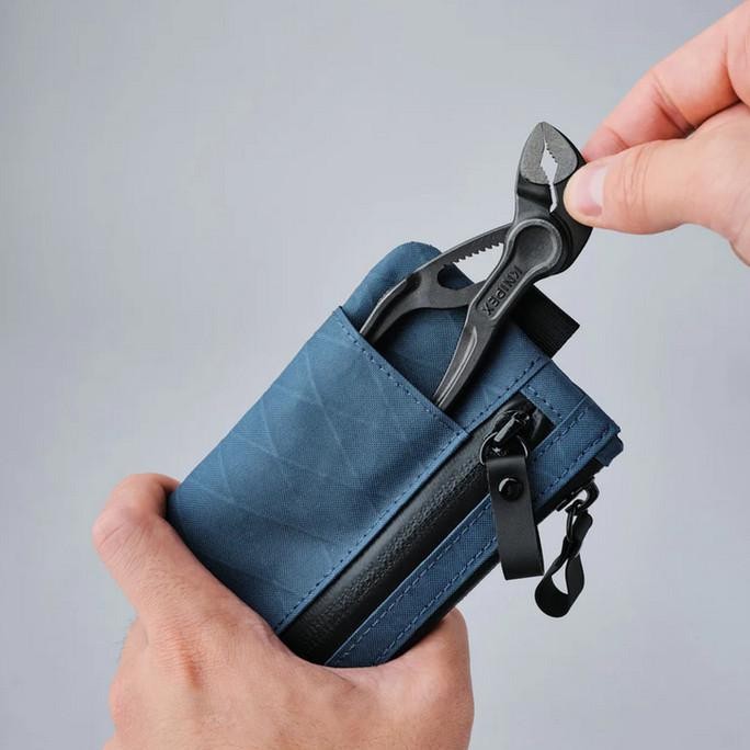 

Alpaka Zip Cardholder ECO RX30 (Card, EDC, knife, torch, lighter)