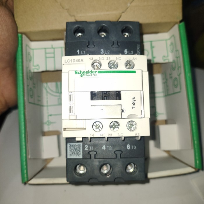 Kontaktor contactor SCHNEIDER LC1D40 M7