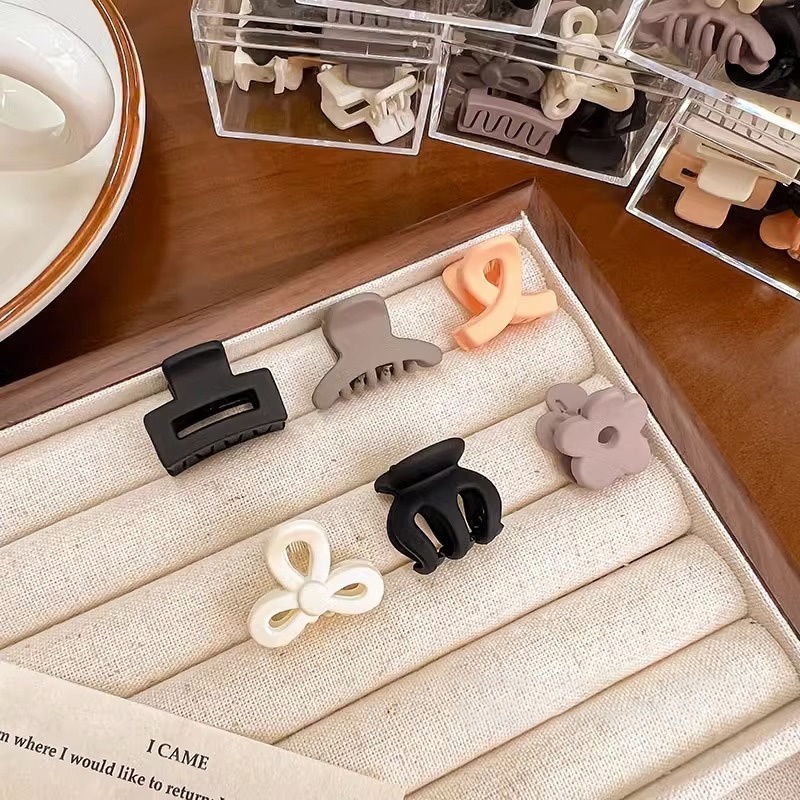 

JEPITAN MINI DOFF / JEDAI DOFF MINI / JEPIT RAMBUT BABY / JEPIT KUTU / JEPITAN PONY ANAK