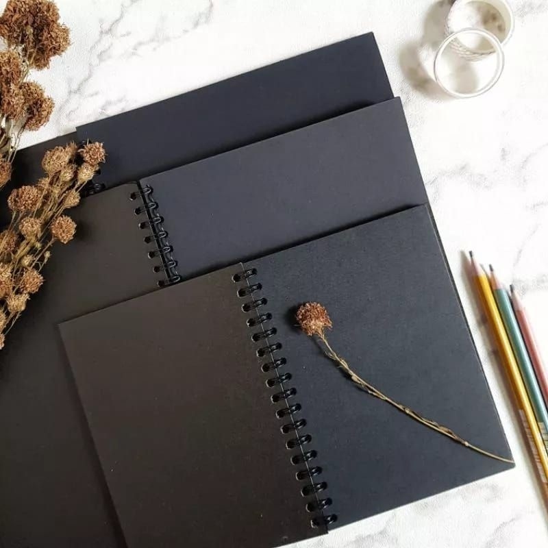 

Notebook Black Paper/Buku Catatan Hitam/Sketchbook Black Paper/Buku Sketsa Hitam/Notebook Hitam