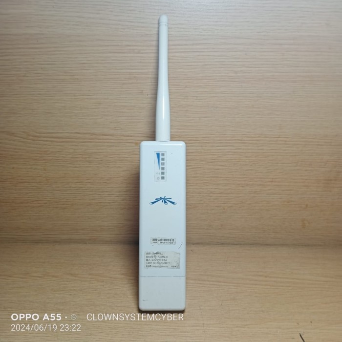 UBIQUITI UBNT PICOSTATION M2