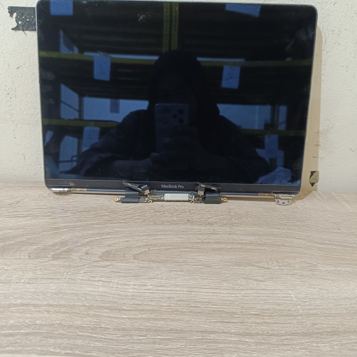 LCD MACBOOK PRO 2019 COPOTAN ORIGINAL SECOND