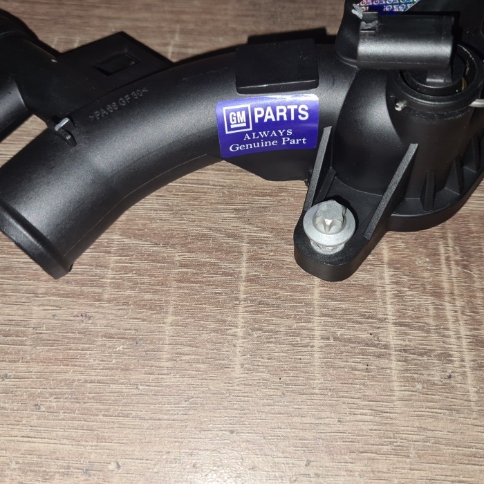 PIPA OUTLET WATER PUMP WATERPUMP CHEVROLET TRAX ORIGINAL