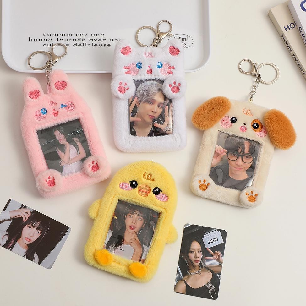 

Original Photocard Holder Keychain Gantungan Pc Card Holder Boneka Bulu Kpop Promo