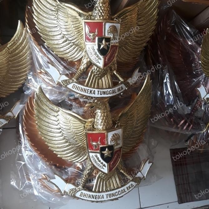 Garuda pancasila logam kuningan 60 cm ABD