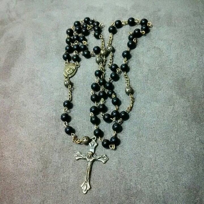 

Rosario Blackonyx Stone