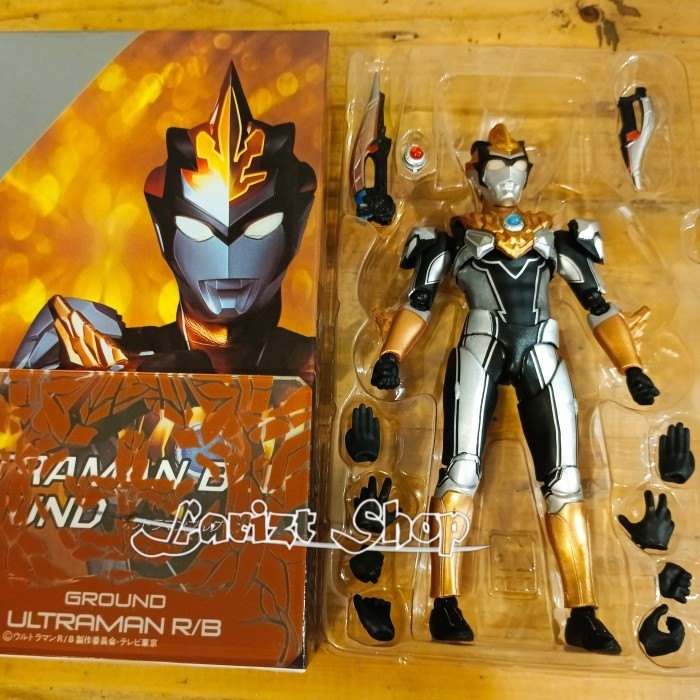 SHF Figuarts Ultraman R/B Blu Rosso Wind Fire Earth Aqua Ground Figure