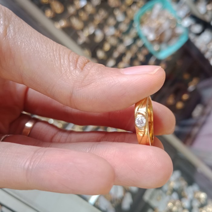 Cincin Emas Mata Satu Emas Muda /Cincin Wanita /Cincin Kawin Unik