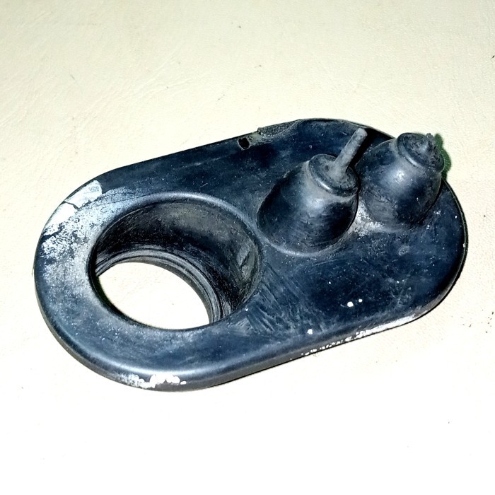 GROMMET KARET TAHAN AIR 2029972081 SELANG WATER PUMP MERCY C200 W202