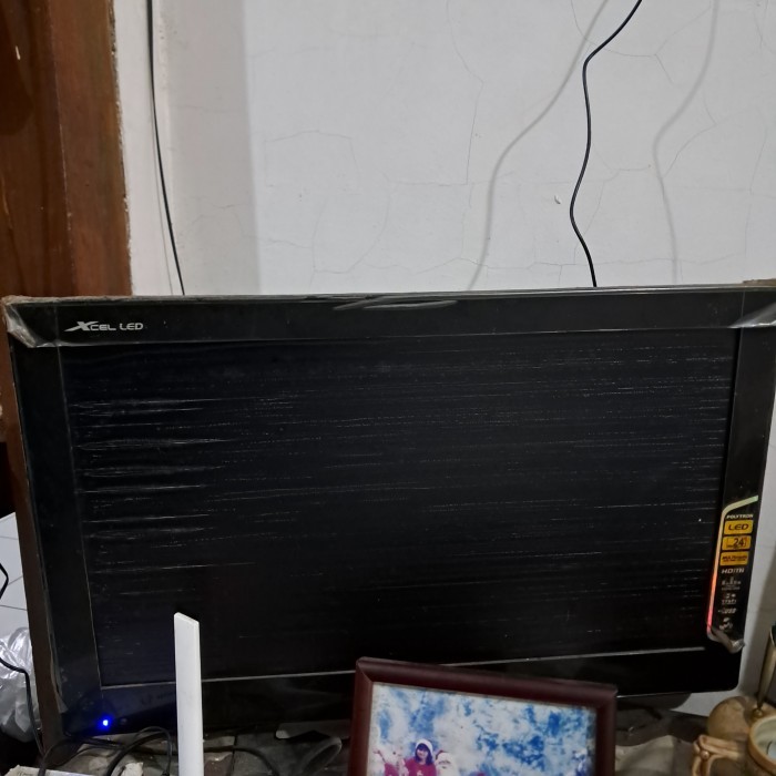 TV POLYTRON LED 24 INCH