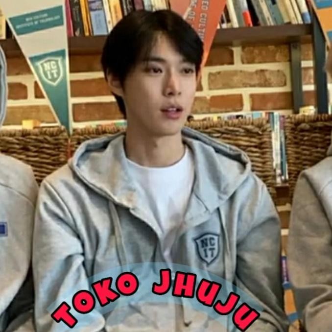 JAKET HOODIE ZIPPER NCT 127 DOYOUNG NCIT LOGO KECIL