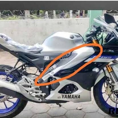 FAIRING SAYAP DALAM KANAN R15M R15 V4 SILVER PART ORIGINAL YAMAHA Original