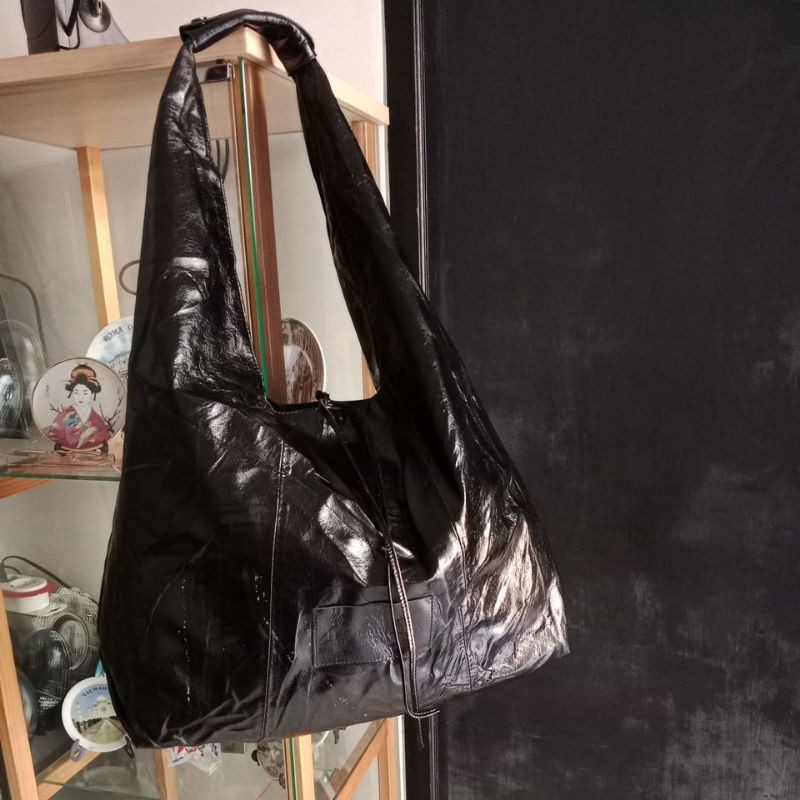 H by Ekatrina hobo bag kulit glossy