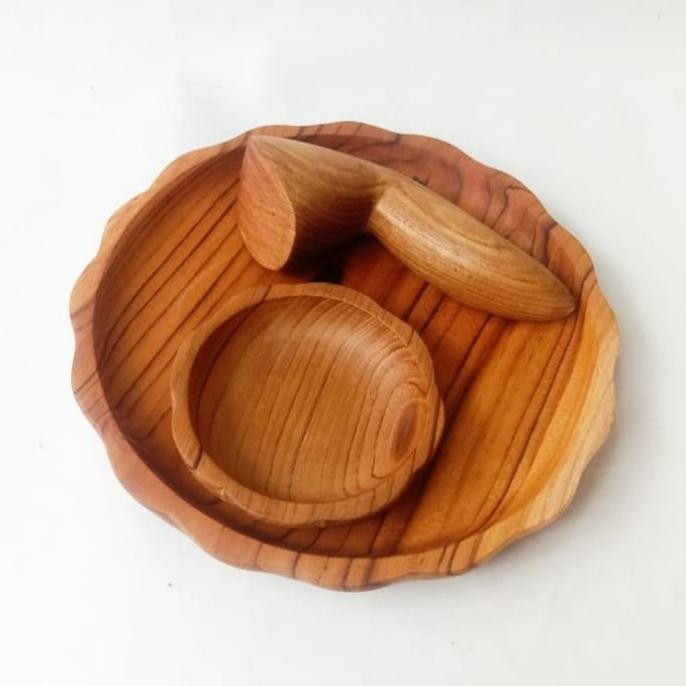 

Set Cobek Kayu Jati Bunga 22cm + Ulekan + Tempat Wadah Sambal SM88