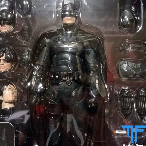 Action Figure Mafex No.188 The Batman 2022 Recast
