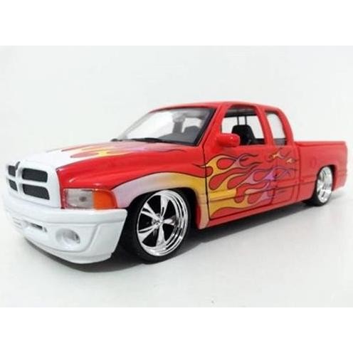 Welly Nex Dodge RAM Quad Cab 1500 Sport Hot Rider Skala 1:24