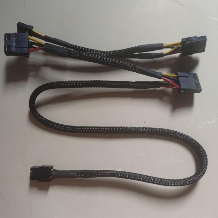 Kabel Modular 6 pin to Molex 4 Fan PWM Cable PROMO