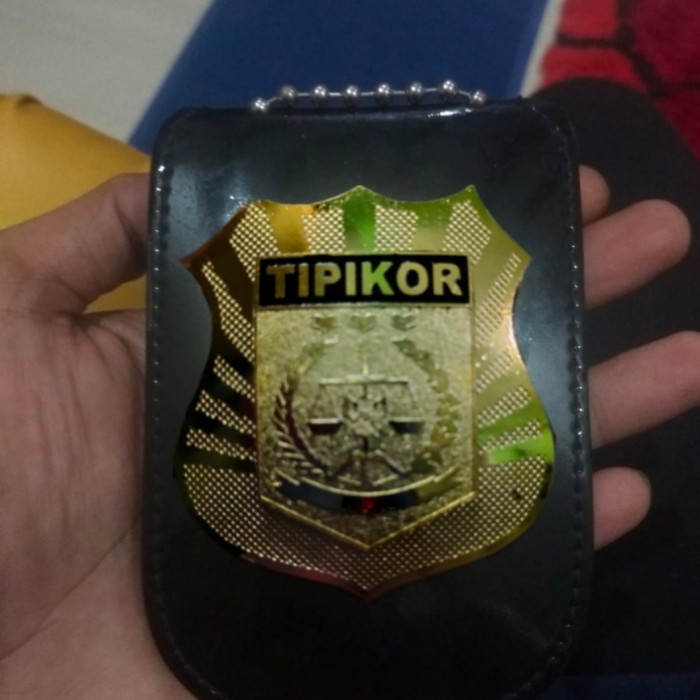 

holder/name tag/dompet kta Tipikor kpk