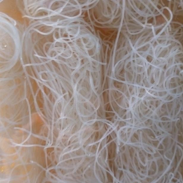 

Bihun Cap Segitiga Rantai 24Pcs 1.5Kg