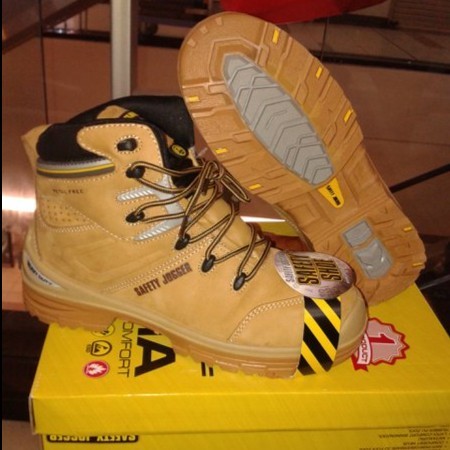 Sepatu Safety Jogger Ultima S3