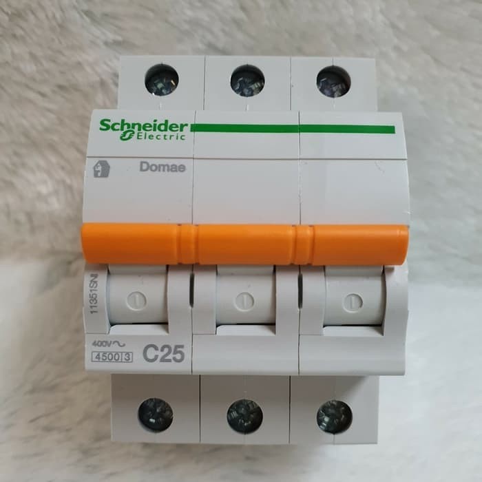 NEW MCB DOMAE SCHNEIDER 3 phase 25A