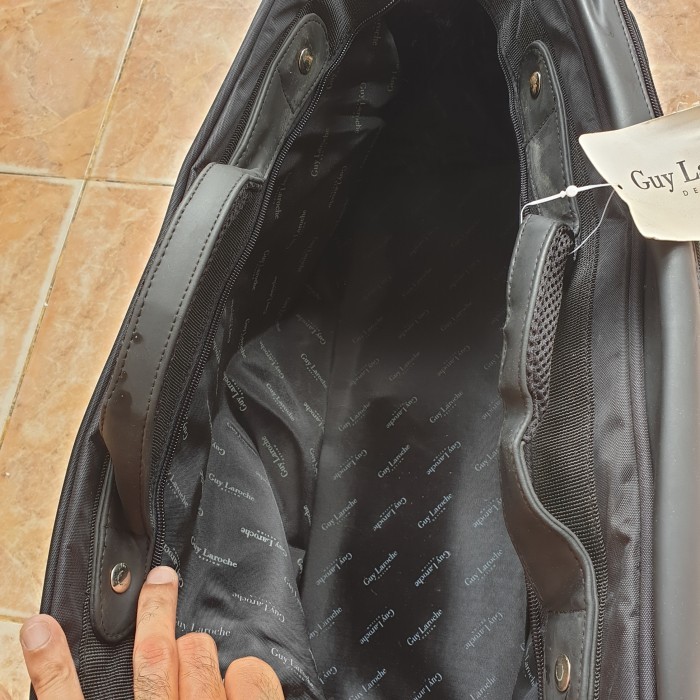 PROMO MURAH Travel bag import Guy Laroche Design