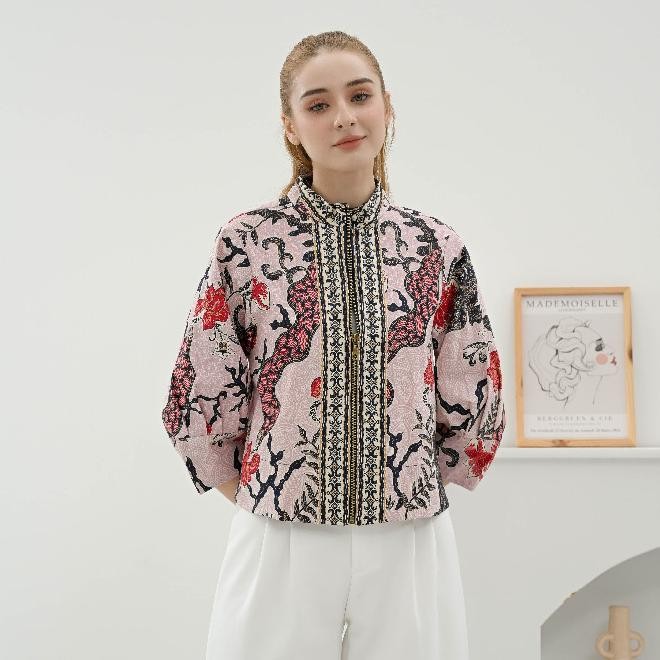 Outer batik Wanita 135 REN / Jaket Bomber Batik/ Luaran Batik/ Couple Batik/ Batik Pasangan