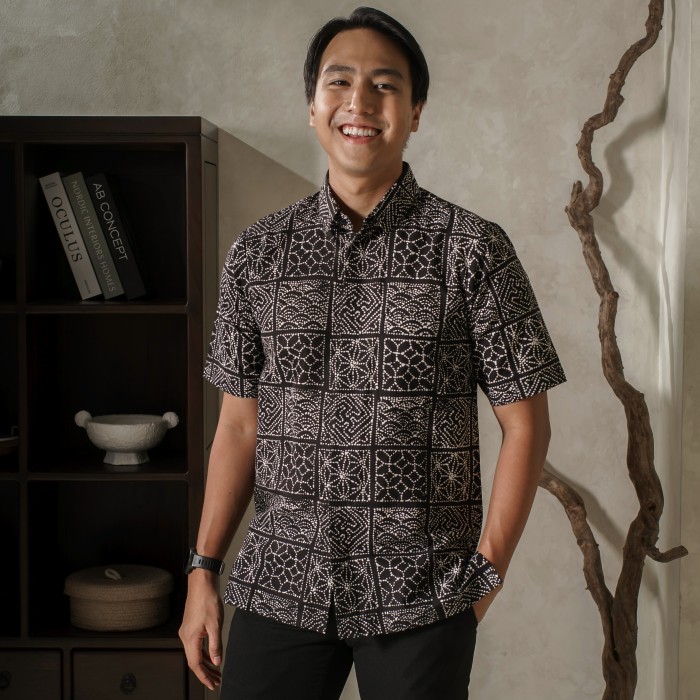 Waka - Mandalas Kemeja Batik Lengan Pendek